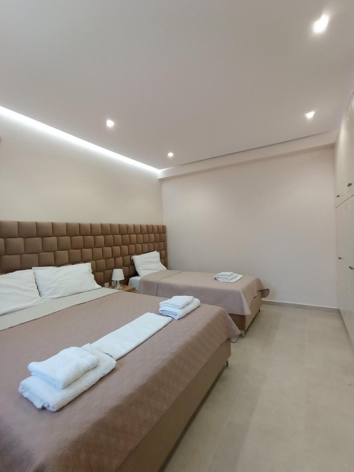 Achilles Apartments Sarandë Exterior foto