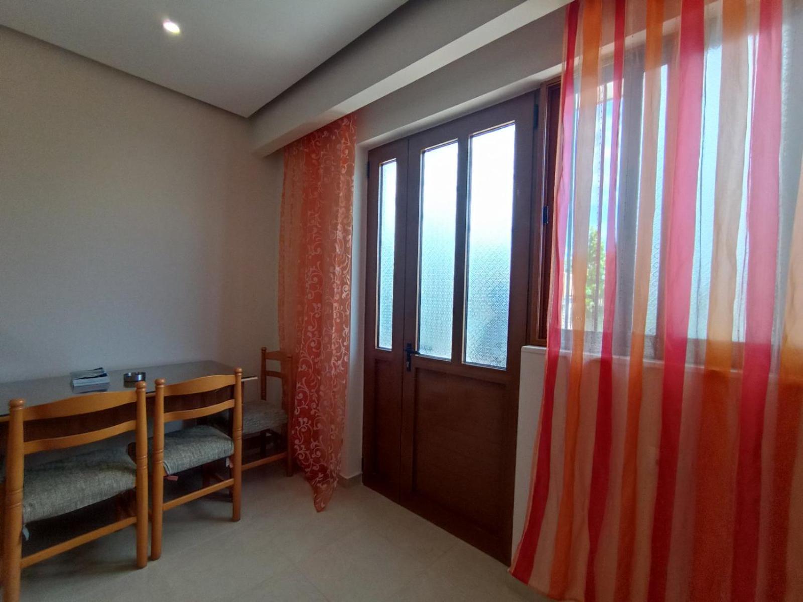 Achilles Apartments Sarandë Habitación foto